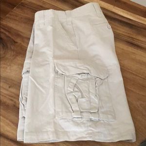 Men’s cargo shorts